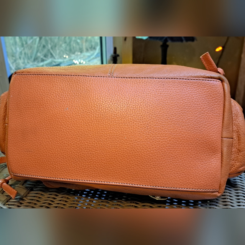 Maxx New York Pebbled Orange Leather Shoulder Bag. - Picture 5 of 13